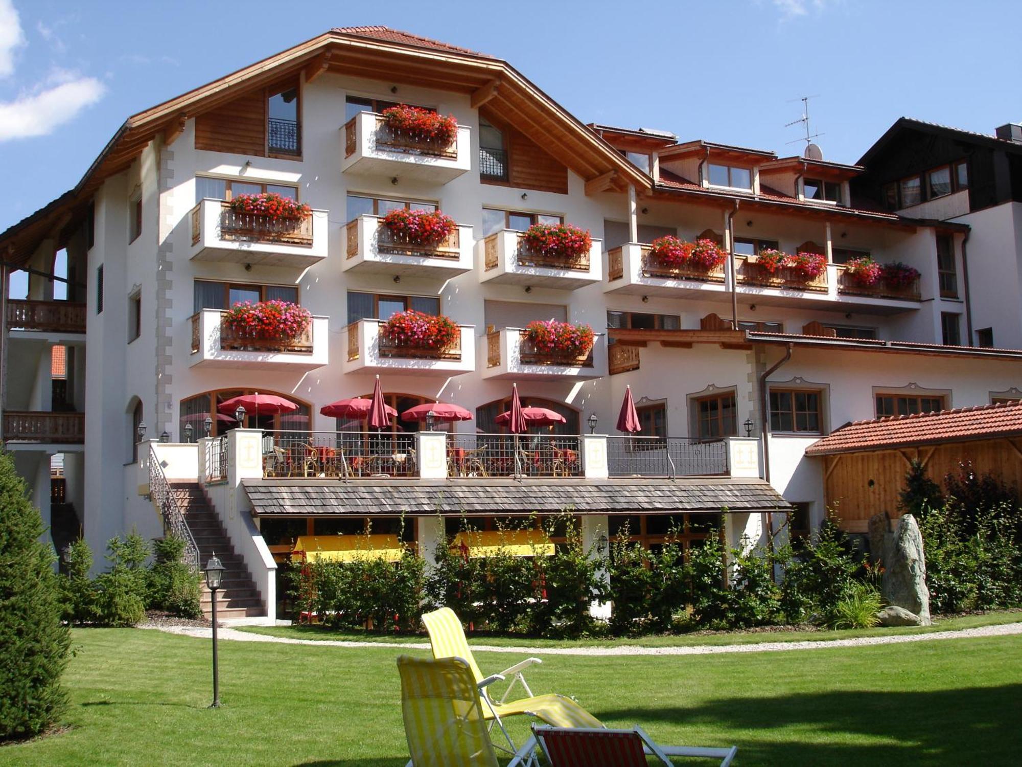 Landhotel Tharerwirt Olang Exteriör bild