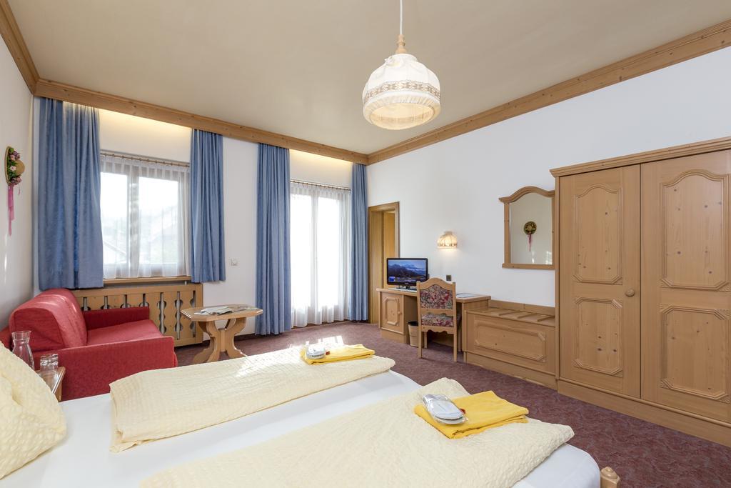 Landhotel Tharerwirt Olang Exteriör bild